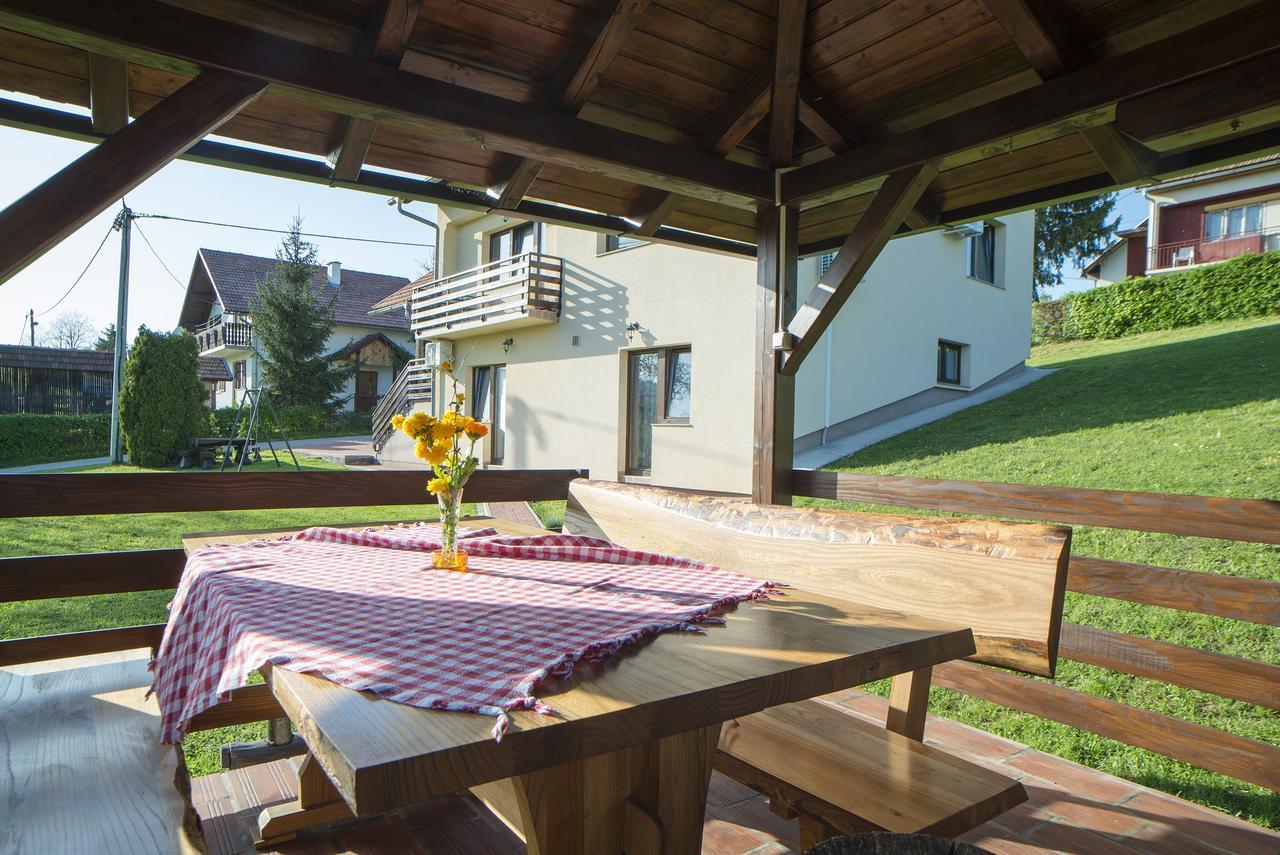 Apartment Ante Slunj Exterior photo