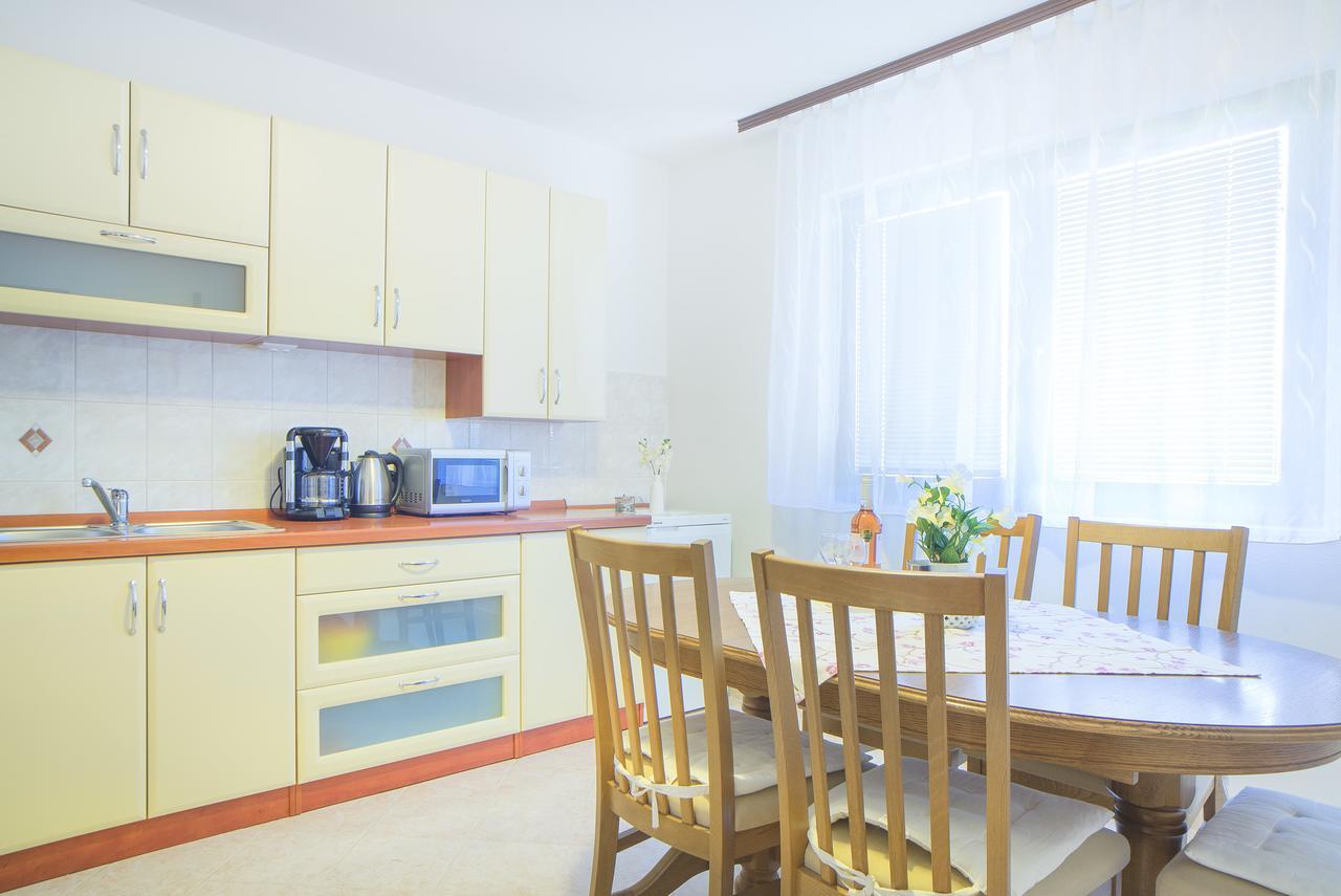 Apartment Ante Slunj Exterior photo